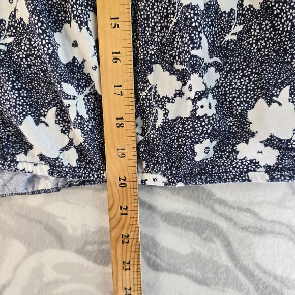 Micheal Kors Blue/White Floral Blouse Women's Size L - Picture 4 of 6